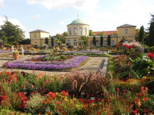 Visit the Herrenhausen Gardens in Hannover